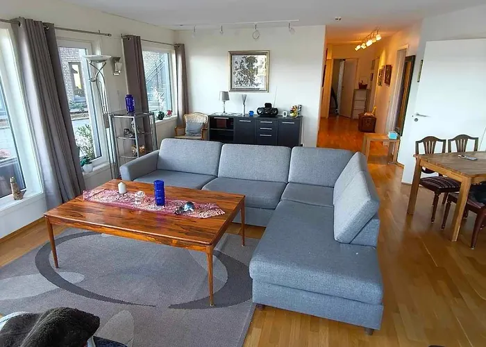 - Egsveien 5-7 Apartment *