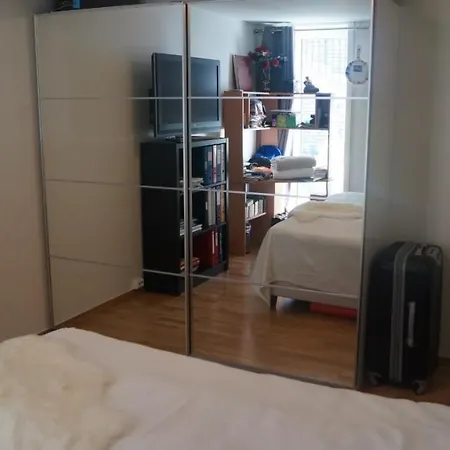 - Egsveien 5 * 크리스티안산
